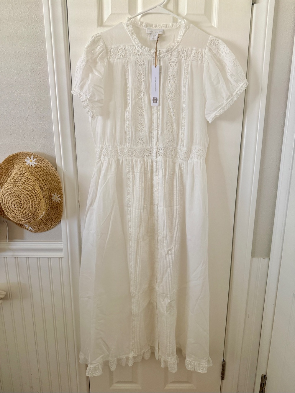 NWT House of Harlow 1960 White Embroidered Lace Cotton Short Sleeve Midi Dress